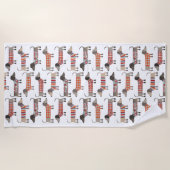 ダシュント・ソーセージ犬 ビーチタオル (正面)