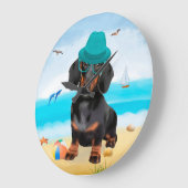 ダシュンドッグオンビーチ ラージ壁時計 (傾斜)