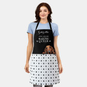 ダシュンドッグポープリント白黒カスタム エプロン (着用した状態)