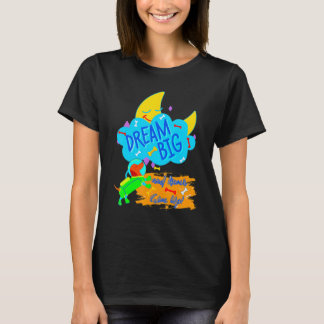 ダシュンドペットおもしろいウィーナードッグドリームビッグネバーギ Tシャツ