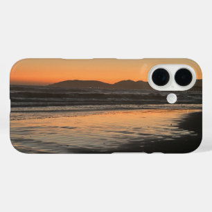 ダスクからトワイライトアットザビーチフォトプリント iPhone 16ケース