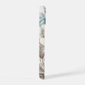 ダスティかわいらしブルー/ライトブラウンフローラ(イニシャル付き) iPhone 15ケース (右側面)