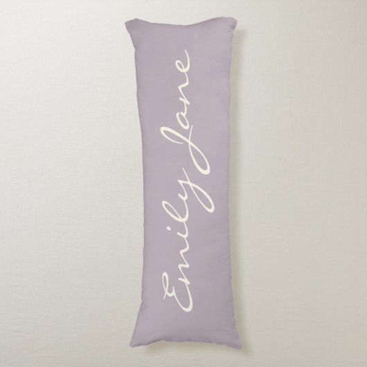 ダスティエレガント薄紫手書きスクリプト名カスタム ボディピロー (正面縦)