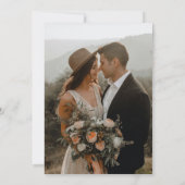 ダスティバラ金ゴールドアーチセージモノグラム結婚写真 招待状 (裏面)