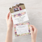 ダスティパープルとブッシュピンクの花の結婚式の写真 オールインワン招待状 (貼ってはがせる)