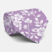 ダスティパープルとホワイトのシノワズリーフラワー ネクタイ (ロール)