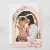 ダスティピンクローズパンパスグラスアーチブライダルシャワー 招待状 (裏面)