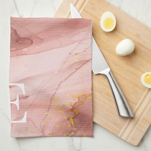ダスティピンク金ゴールドエーゲトアルコールモノグラムのインク キッチンタオル (四つ折り)