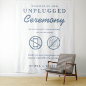 ダスティブルーの式典用「Unplugged Ceremony」ウェディングバックドロップ タペストリー (インサイチュ)