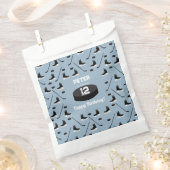 ダスティブルーアイスホッケースティック、スケートパック誕生日 フェイバーバッグ (クリップ留めされた状態)