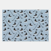 ダスティブルーアイスホッケースティック、スケート&パックパターン ラッピングペーパーシート (正面)