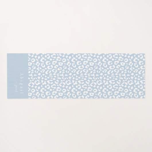 ダスティブルーアニマルプリントスクリプトパーソナライズされた名 ヨガマット (裏面(横))