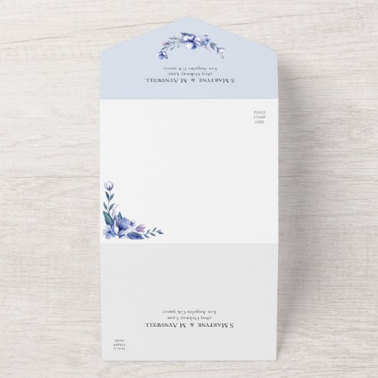 ダスティブルーウォーター色のフローラ結婚ズ オールインワン招待状 (外側)