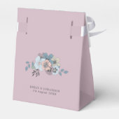 ダスティブルーサーモンピンクフォーラルの名前日付ありがとうありがとう フェイバーボックス (裏面サイド)