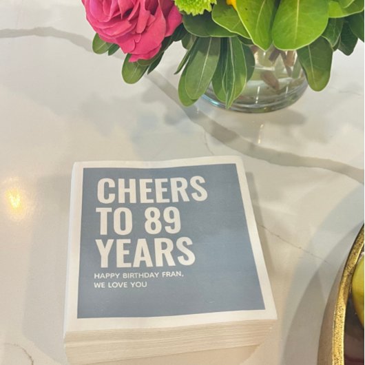 ダスティブルーパーソナライズされた誕生日イヤンナプキン スタンダードカクテルナプキン