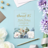 ダスティブルーホワイトフローラスウィート16 アクリル招待状 (インサイチュ (ウェディング))