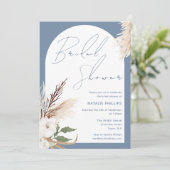 ダスティブルーボホアーチホワイトフローラブライダルシャワー 招待状 (スタンド正面)