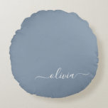 ダスティブルーミニマリストモダンモノグラムエレガント ラウンドクッション<br><div class="desc">Dusty Blue Minimalist Monogramコレクションモダンの紹介エレガント：控えめな洗練と永遠の魅力であなたのスタイルを高める。私たちのコレクションは、あなたの個人的な好みに合わせてカスタマイズされたモノグラムで強化さエレガントれた心地よい埃の青い色合いのミニマルなデザインを特徴とする。洗練された文房具から多彩なアクセサリーまで、コレクション内の各作品は、どんな場面でも表現できるように細心の注意を払って作られている。あなたは名刺、レターヘッド、あるいは味わい深いホームデザインを求める場合でも、私たちのミニマルなデザインはプロ意識と洗練を醸し出すクリーンで美コンテンポラリーしい外観を提供している。穏やかなカラーパレットとミニマルな美意識を持つ私たちのダスティブルーミニマリストモダンモノグラムエレガントコレクションは、シンプルさの美しいを鑑賞する人に最適である。エレガンスで自分のパーソナライズされたマークを作り、洗練の本質を受け入れモダンなさい。ビジネスや個人の用途に関わらず、当社のコレクションはトレンドやスタイリッシュを超え葉るソリューションを提供する。</div>