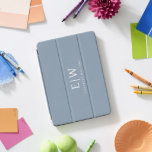 ダスティブルーミニマリストモダンモノグラムエレガント iPad PROカバー<br><div class="desc">Dusty Blue Minimalist Monogramコレクションモダンの紹介エレガント：控えめな洗練と永遠の魅力であなたのスタイルを高める。私たちのコレクションは、あなたの個人的な好みに合わせてカスタマイズされたモノグラムで強化さエレガントれた心地よい埃の青い色合いのミニマルなデザインを特徴とする。洗練された文房具から多彩なアクセサリーまで、コレクション内の各作品は、どんな場面でも表現できるように細心の注意を払って作られている。あなたは名刺、レターヘッド、あるいは味わい深いホームデザインを求める場合でも、私たちのミニマルなデザインはプロ意識と洗練を醸し出すクリーンで美コンテンポラリーしい外観を提供している。穏やかなカラーパレットとミニマルな美意識を持つ私たちのダスティブルーミニマリストモダンモノグラムエレガントコレクションは、シンプルさの美しいを鑑賞する人に最適である。エレガンスで自分のパーソナライズされたマークを作り、洗練の本質を受け入れモダンなさい。ビジネスや個人の用途に関わらず、当社のコレクションはトレンドやスタイリッシュを超え葉るソリューションを提供する。</div>