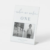 ダスティブルーモダンエレガントなウェディングエイジテーブル番号 台座サイン (正面)