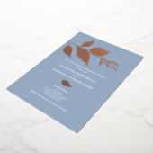 ダスティブルーローズゴールドエンゲージメントパーティー 箔招待状 (回転した状態)