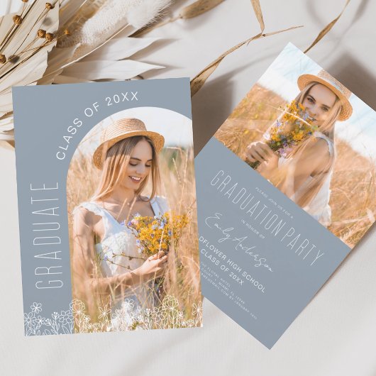 ダスティブルーワイルドフラワー卒業パーティー招待状