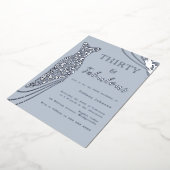 ダスティブルー&シルバークラシックエレガント30歳の誕生日 箔招待状 (回転した状態)