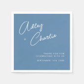 ダスティブルー&ホワイトのシグネチャー結婚ズ・ナプキン スタンダードカクテルナプキン (正面)