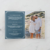 ダスティーエレガントブルーとホワイトモノグラム結婚ズ 招待状 (内部)