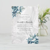 ダスティーエレガントブルーシルバーブーケのカップルのシャワー 招待状 (スタンド正面)