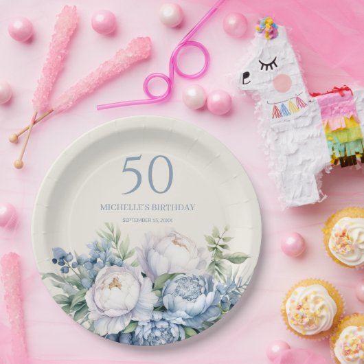 ダスティーエレガントブルーホワイトフローラ50番目の誕生日名 ペーパープレート (パーティー)