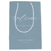 ダスティーエレガントブルー結婚の歓迎抱き枕 ミディアムペーパーバッグ (正面)