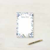 ダスティーパーソナライズされたブルーワイルドフラワーポストノート ポストイット (デスク上)