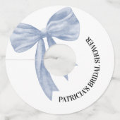 ダスティーブルーのおしゃれな花嫁のブーケ 彼女の結婚準備パーティー ワイングラスタグ (裏面)