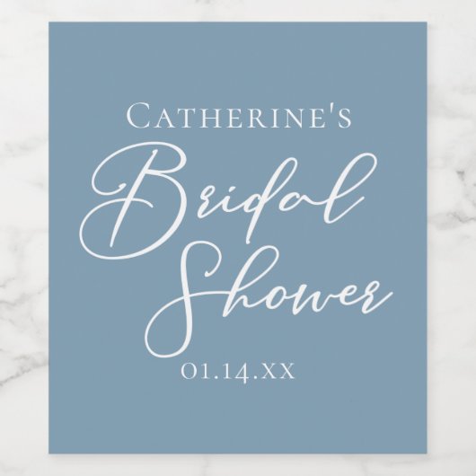 ダスティーブルーのウェディングシャワーパーソナライズドホワイトスクリプト ワインラベル (シングルラベル)