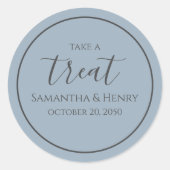 ダスティーブルーのウェディングシンプルカリグラフィースクリプトおやつ ラウンドシール (正面)