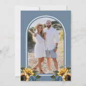 ダスティーブルーのバラとヒマワリの写真を使った結婚前お披露目パーティー 招待状 (裏面)