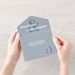 ダスティーブルーのモダンなタイポグラフィ大きなシンボルの結婚式 オールインワン招待状