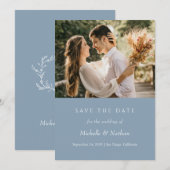 ダスティーブルーのモノグラム・セーブ・ザ・デート写真 招待状 (正面/裏面)