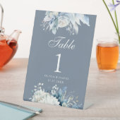 ダスティーブルーの花柄の結婚式テーブルナンバー 台座サイン (インサイチュ)