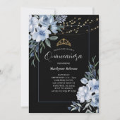 ダスティーブルーの花飾り付きのブラックのキンセアニエラ招待状 招待状 (正面)