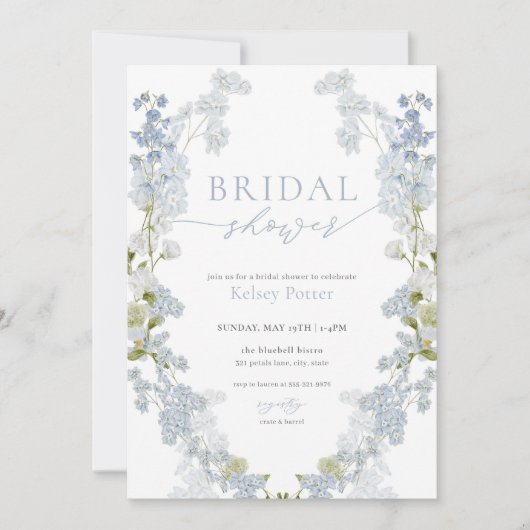 ダスティーブルーの野生の花のリース ブライダルシャワーの招待状 招待状 (正面)