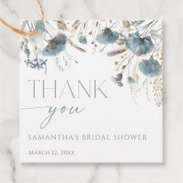 ダスティーブルーの野生の花を添えたボヘミアンスタイルのブライダルシャワー フェイバータグ