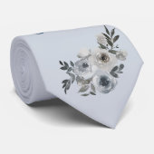 ダスティーブルー＆グレーの花の新婦の父 ネクタイ (ロール)