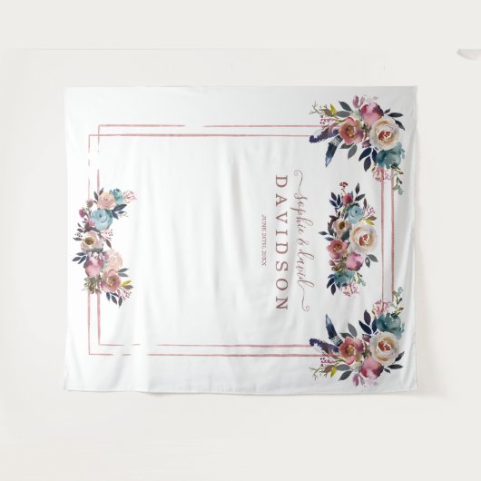 ダスティーブルー ピンク フラワーズ ローズゴールド フォトブース タペストリー (正面(横))