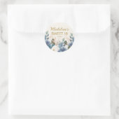 ダスティーブルー・ホワイト・フローラル・スウィート16・バースデー・ネーム ラウンドシール (バッグ)