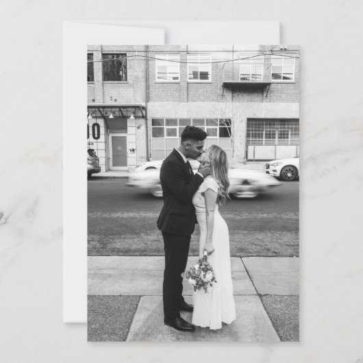 ダスティーモダンブルー結婚の写真の日付を保存 招待状 (裏面)