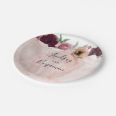 ダスティーローズとバーガンディーレッドの花をあしらったヴィンテージウェディング ペーパープレート (アングル)