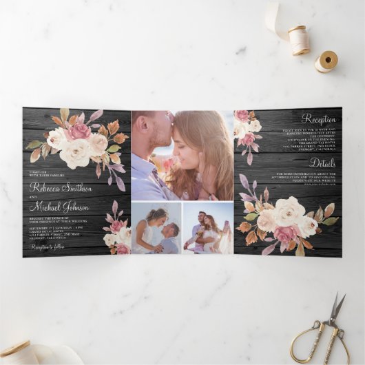 ダスティーローズピンクとアイボリーの花の飾られたバーンワッドのウェディング 三つ折り招待状 (内部)