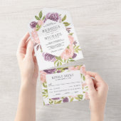 ダスティ素朴パープルと赤面ピンクフローラ結婚ズ オールインワン招待状 (貼ってはがせる)